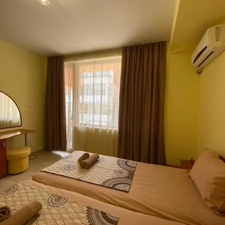 Guest house деника 4*