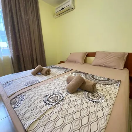 деника Guest house 4*