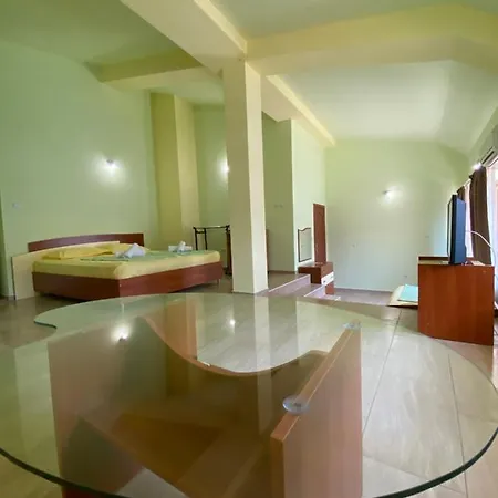 деника Guest house