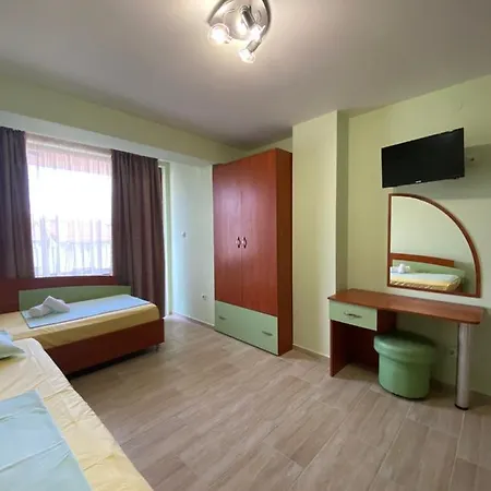 Pensión деника 3*